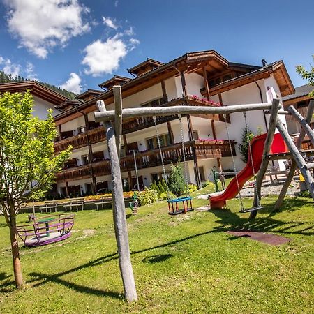 Familienhotel Viktoria Ultimo Exterior foto